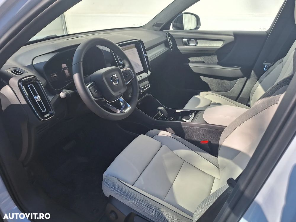 Volvo XC 40 Recharge Single Motor Extended Range RWD Plus - 15