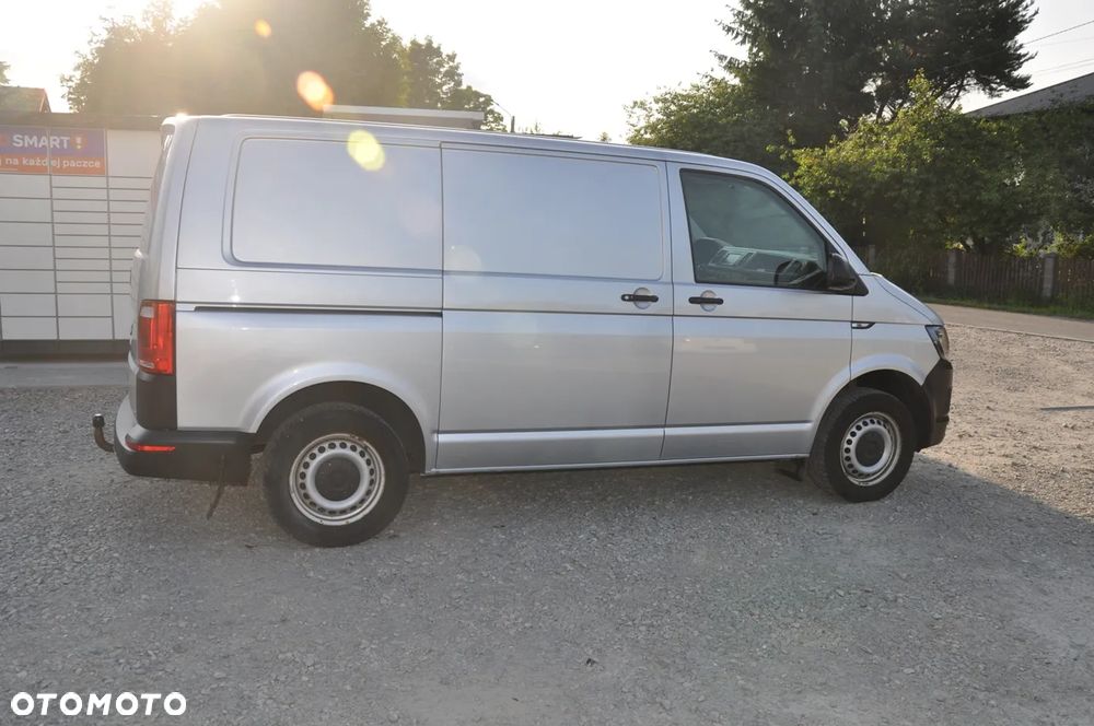 Volkswagen Transporter - 8