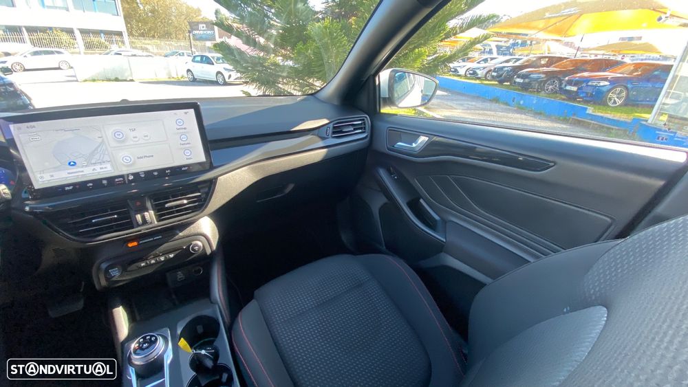 Ford Focus SW 1.5 TDCi EcoBlue ST-Line X Aut. - 26