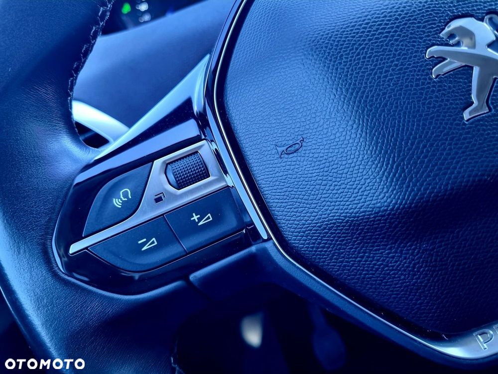 Peugeot 3008 1.5 BlueHDi Allure S&S - 16