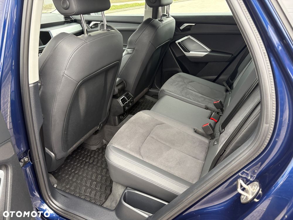 Audi Q3 40 TFSI Quattro S-Line S tronic - 16