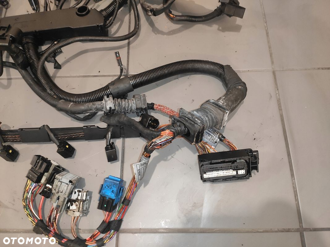BMW X5 E70 3.0D M57 OKABLOWANIE INSTALACJA WIĄZKA SILNIKA WTYCZKI KPL ORYG - 4