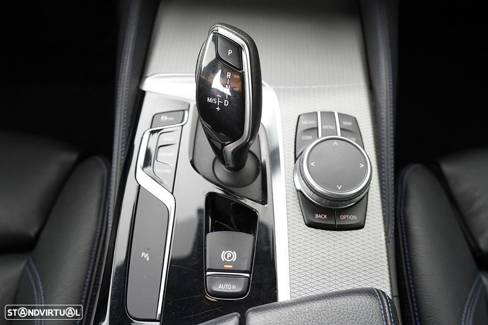 BMW 520 d Pack M Auto - 14