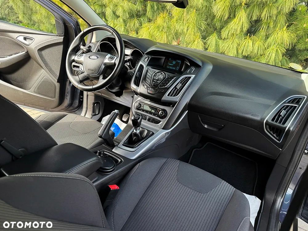 Ford Focus 1.6 TDCi DPF Titanium - 5