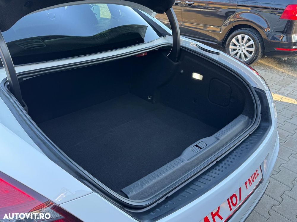 Peugeot RCZ 1.6 THP Sport - 26