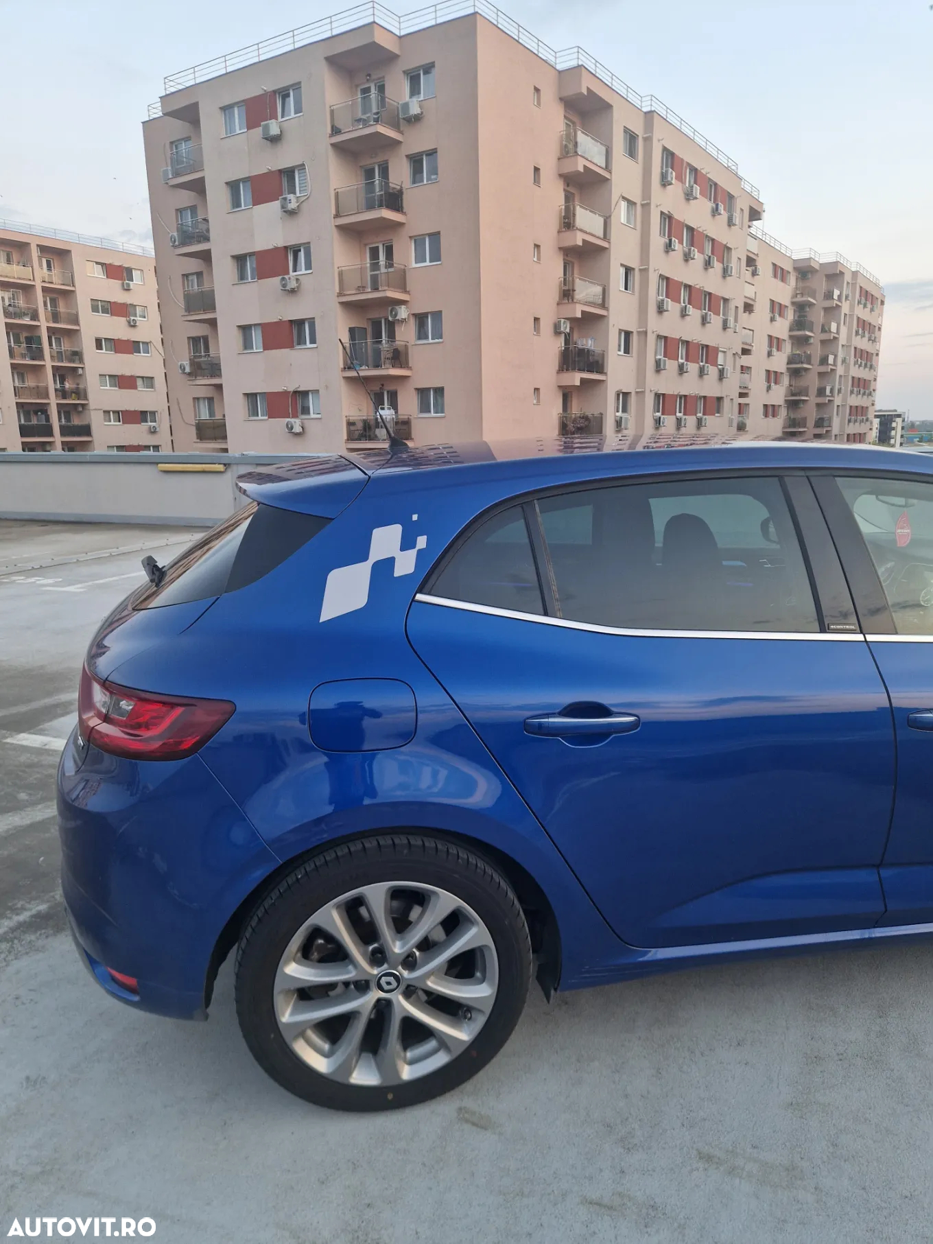 Renault Megane ENERGY TCe EDC GT - 16