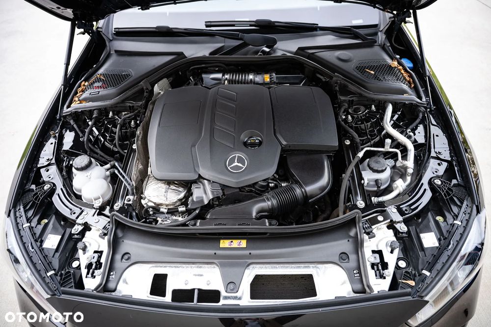 Mercedes-Benz Klasa E 220 d mHEV 4-Matic Avantgarde 9G-Tronic - 21