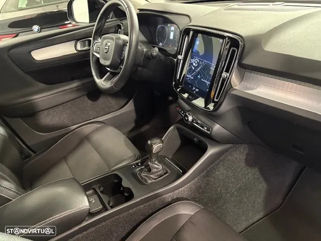 Volvo XC 40 2.0 D3 Momentum Plus - 15