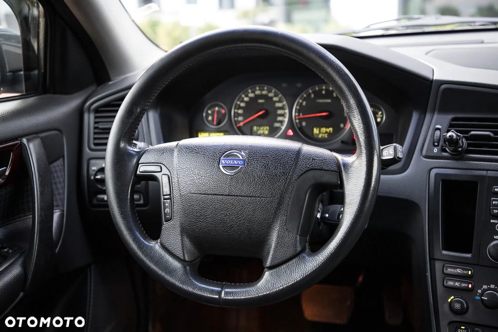 Volvo V70 2.4 Summum - 26