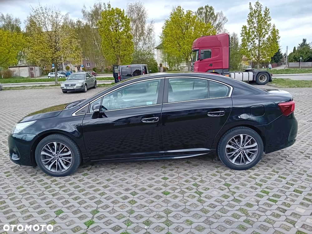 Toyota Avensis 2.0 D-4D Prestige - 3