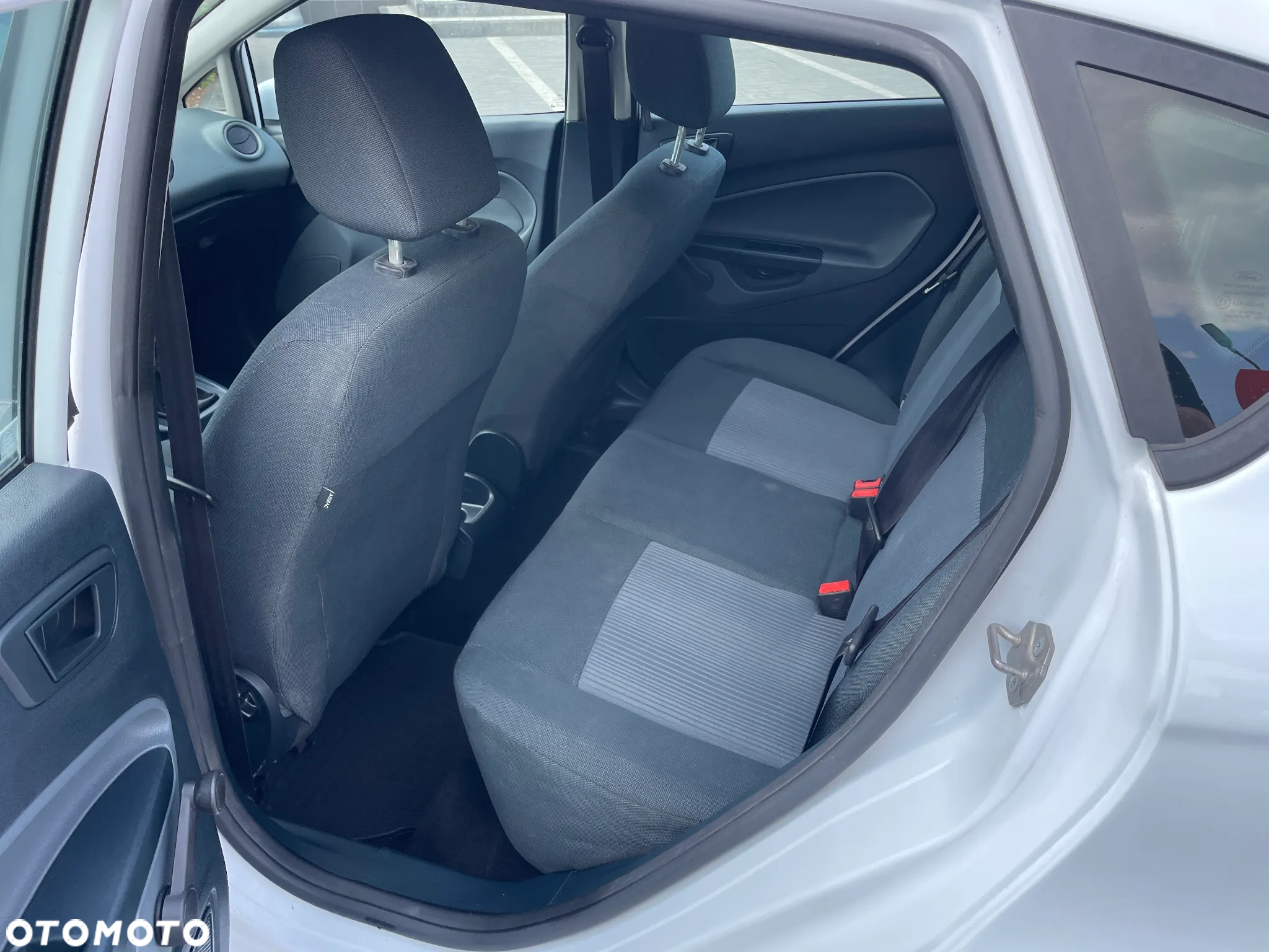Ford Fiesta 1.6 TDCi Trend - 10