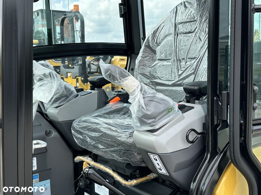 Caterpillar 302 CR - 19