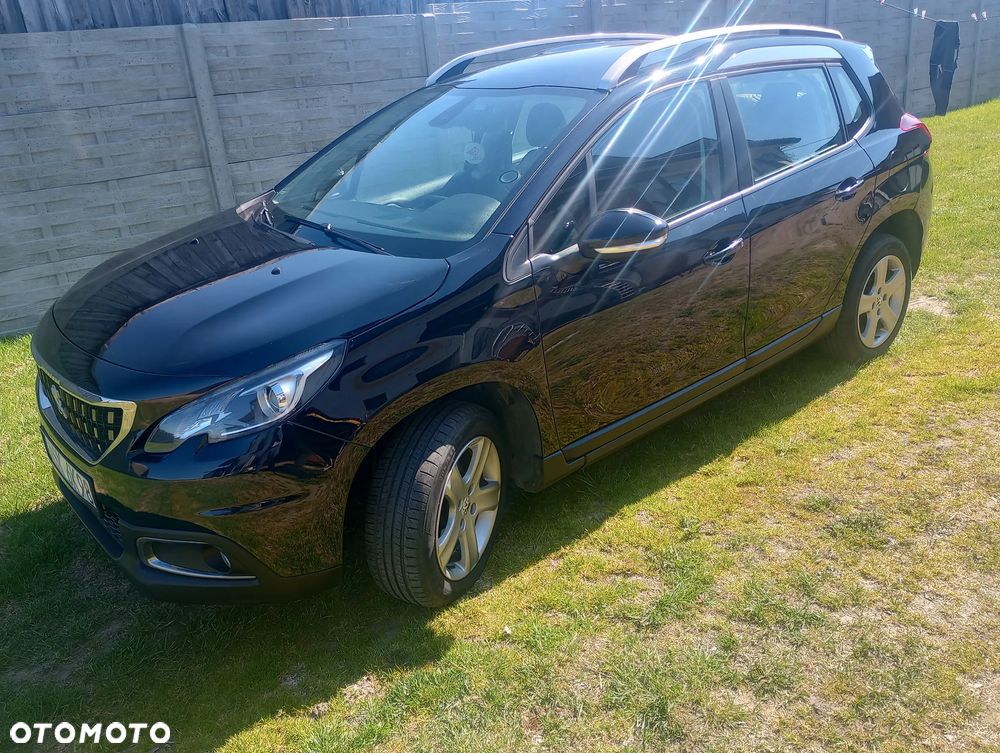 Peugeot 2008 BlueHDi 100 STOP & START Signature - 3