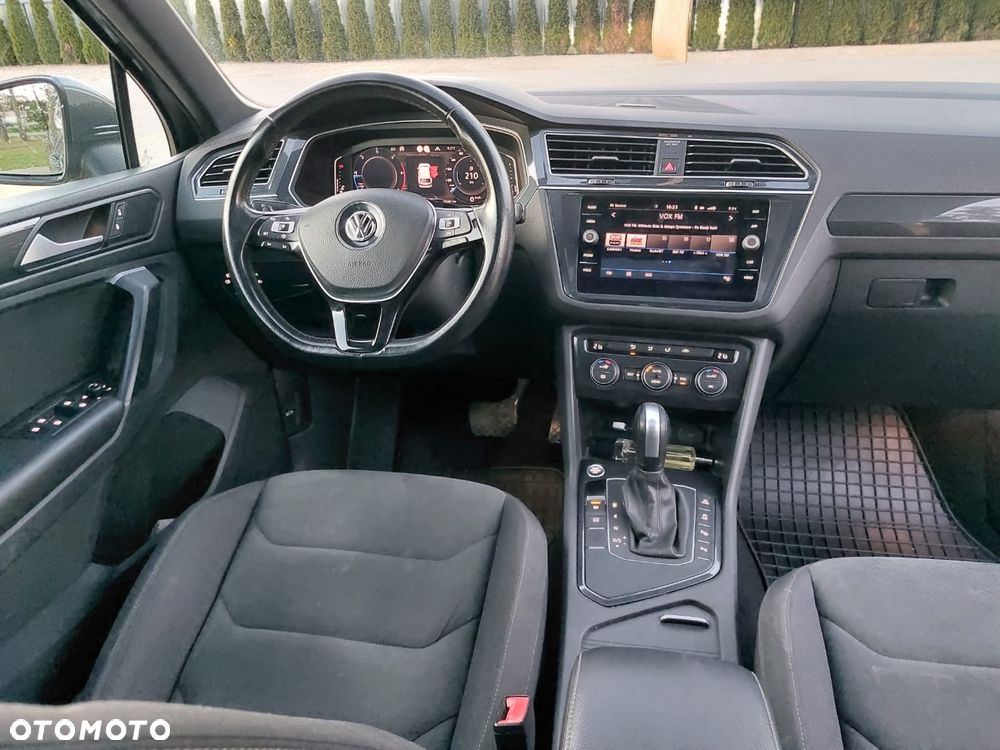Volkswagen Tiguan - 18