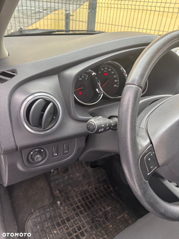 Dacia Sandero Stepway 1.5 dCi - 14