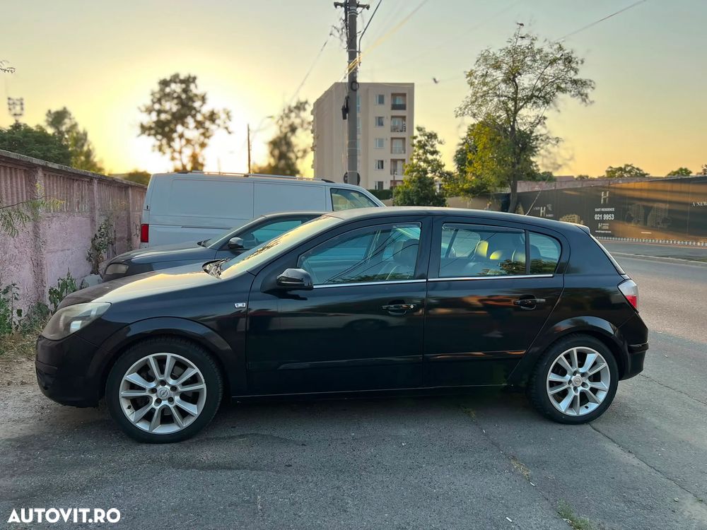Opel Astra 2.0 Turbo Sport - 12