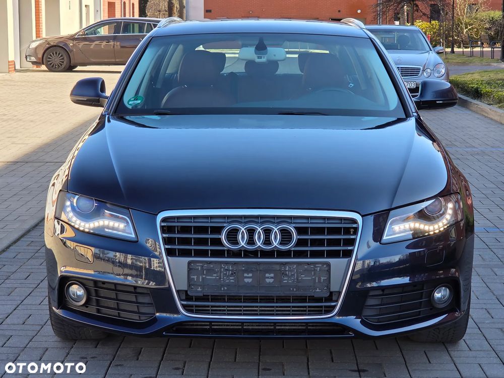 Audi A4 Avant 2.0 TFSI Ambiente - 8