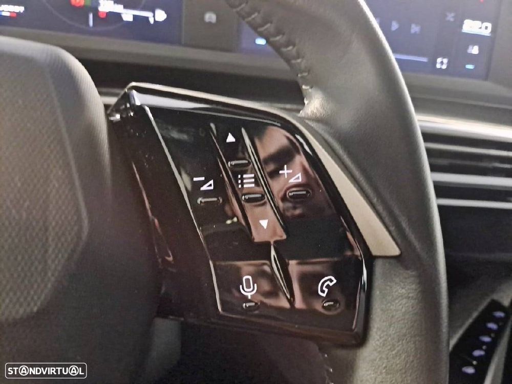 Peugeot 3008 1.2 Hybrid Allure e-DCS6 - 17