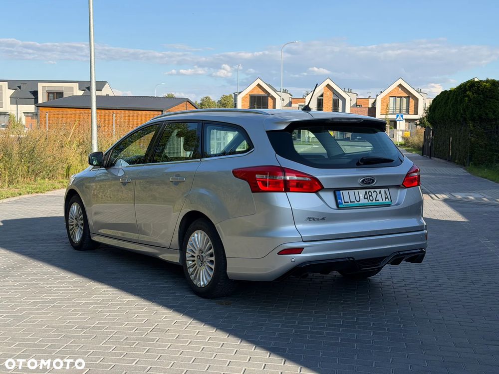 Ford Focus 1.5 TDCi Trend Sport - 6