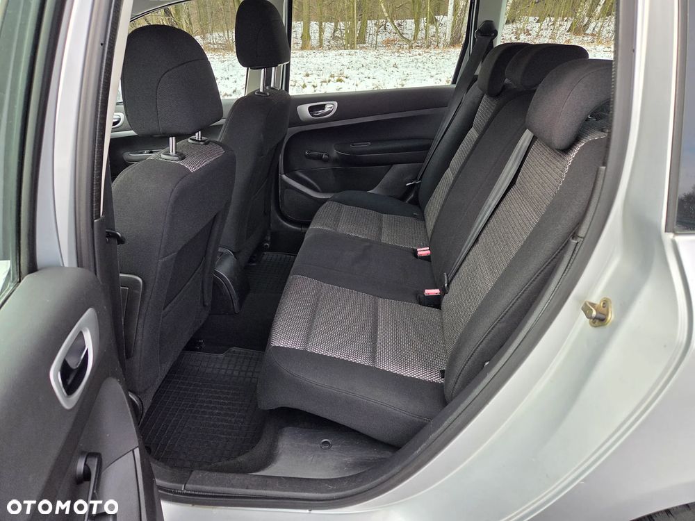 Peugeot 307 HDi 135 Tendance - 12