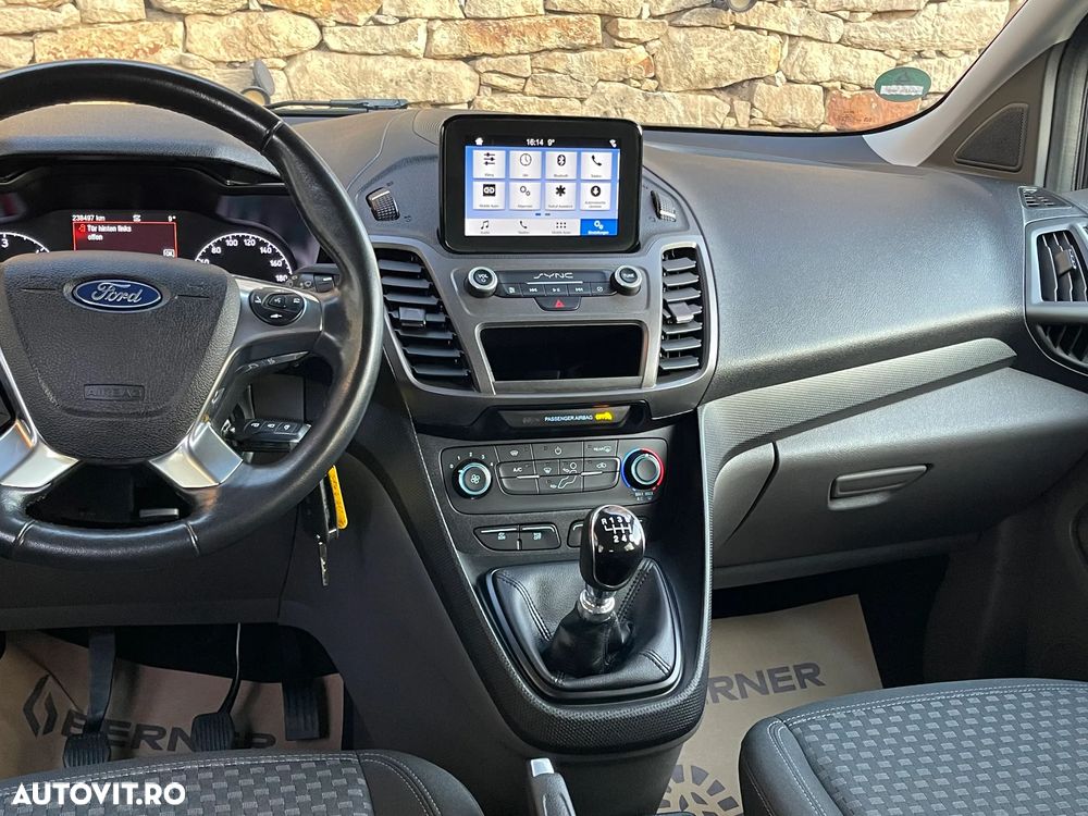 Ford Tourneo Connect Grand 1.5 EcoBlue Start/Stop Active - 23