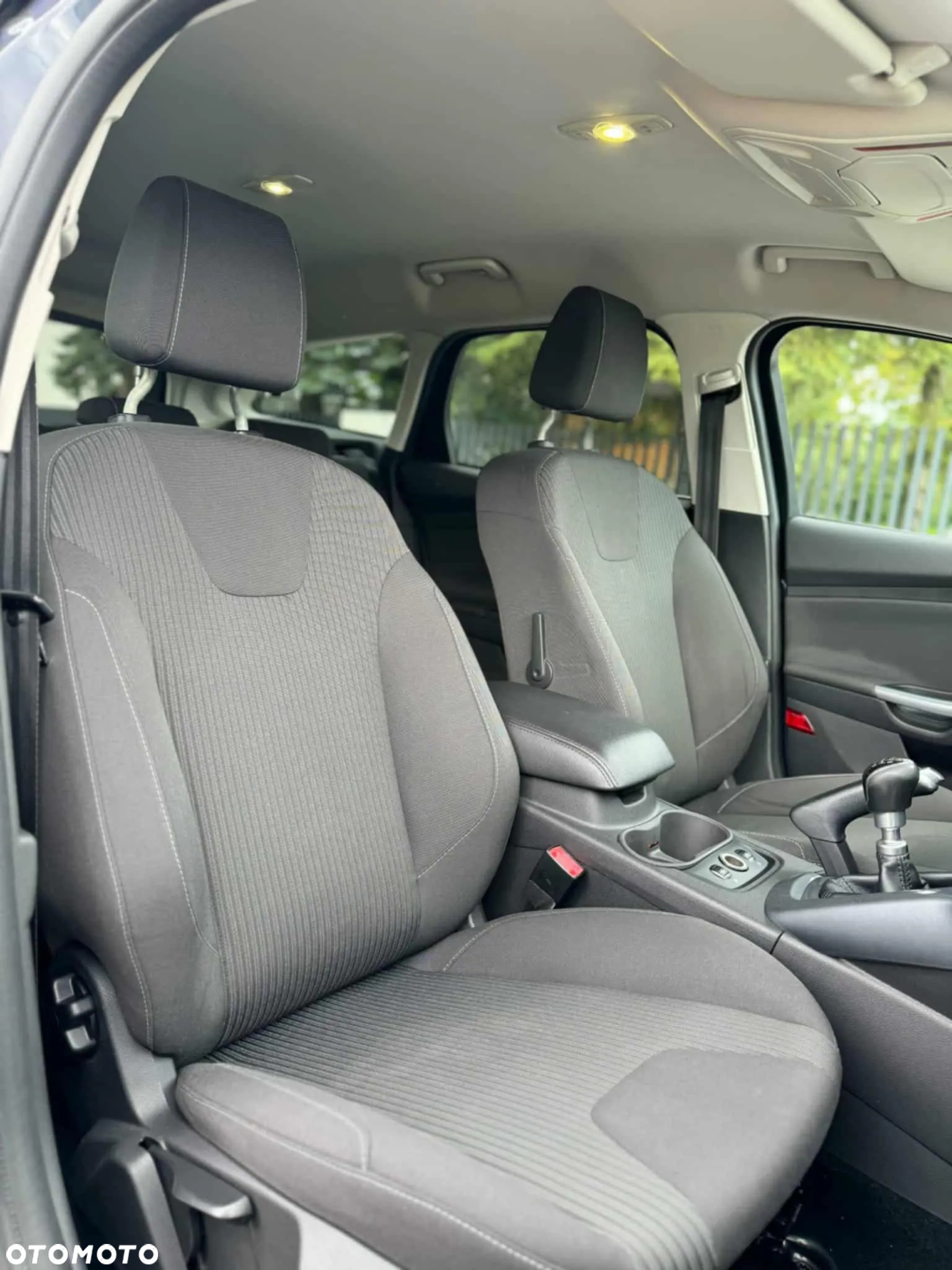 Ford Focus - 21