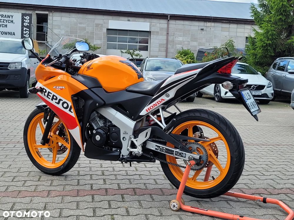 Honda CBR - 16