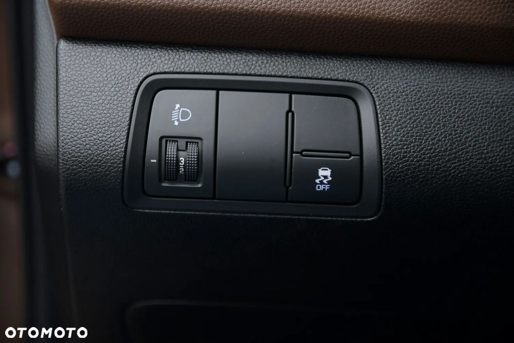 Hyundai i20 blue 1.2 YES Silver - 31