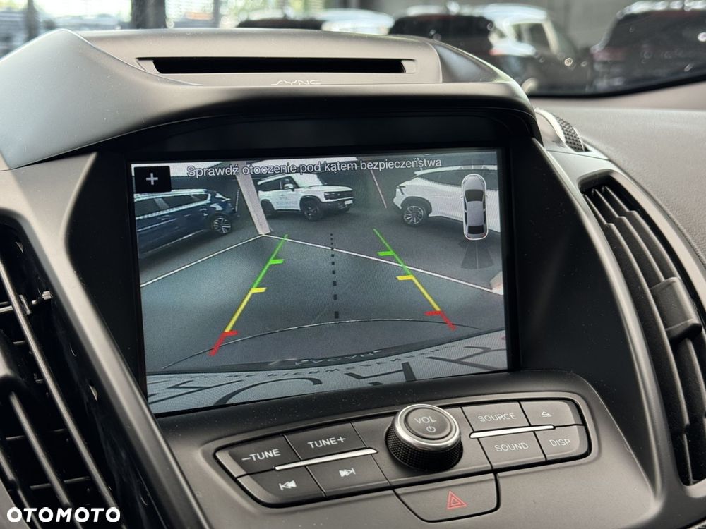 Ford Kuga 2.0 TDCi AWD Titanium - 38