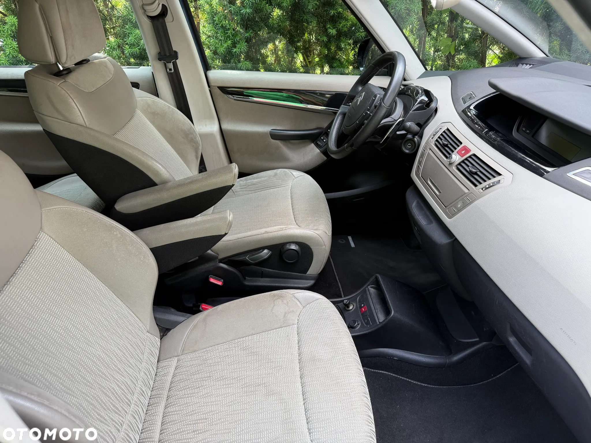 Citroën C4 Grand Picasso 1.6 THP Exclusive - 10