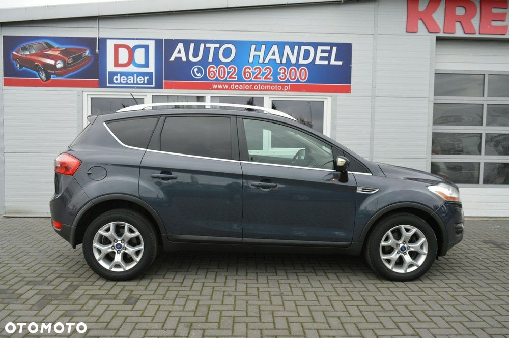 Ford Kuga 2.0 TDCi 2x4 Titanium - 13