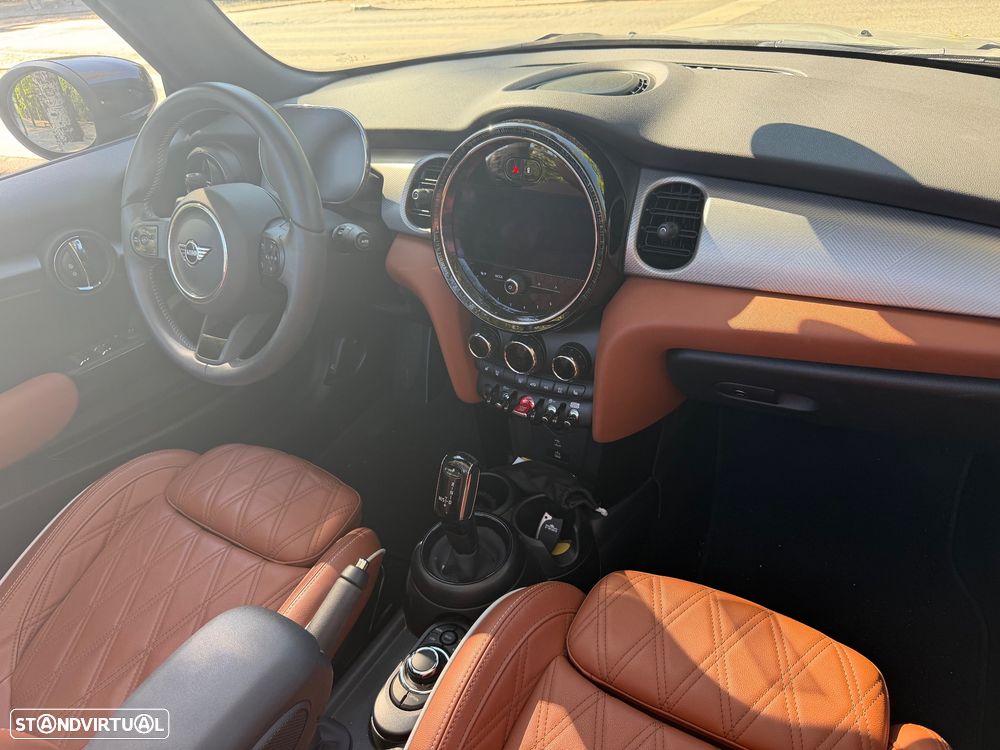 MINI Cabrio Cooper S Premium Extra Essential Auto - 4