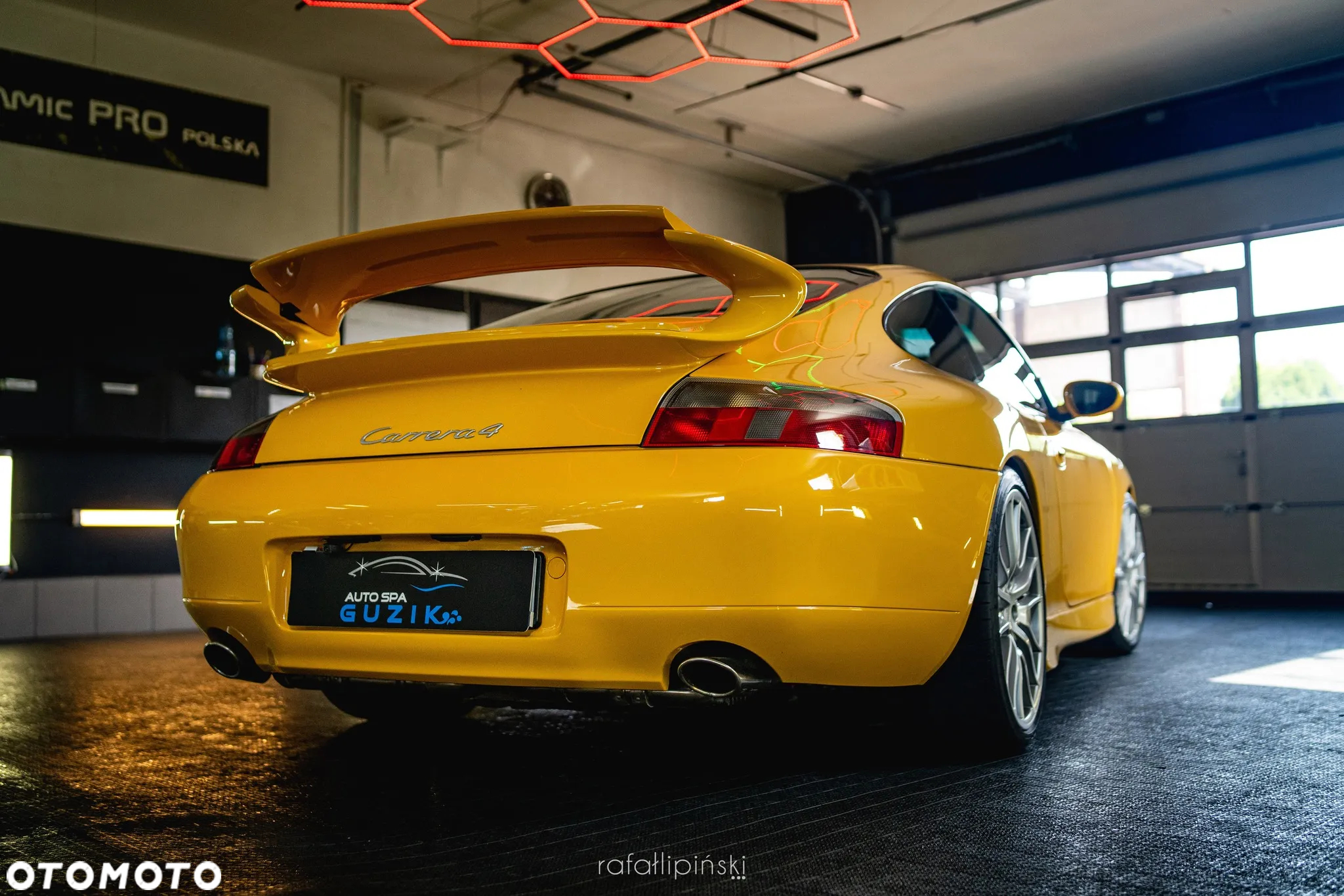 Porsche 911 - 33