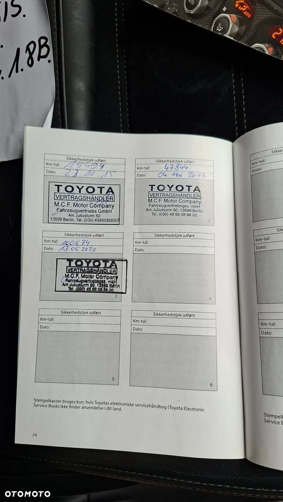 Toyota Avensis Touring Sports 1.8 Executive - 39