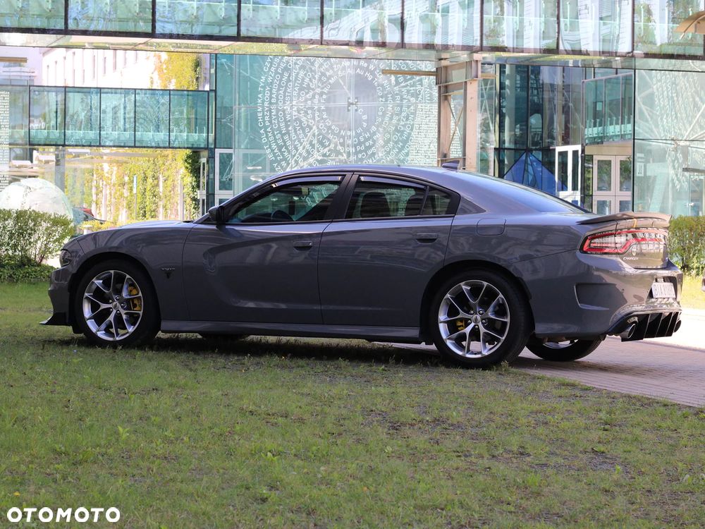Dodge Charger 5.7 R/T - 2