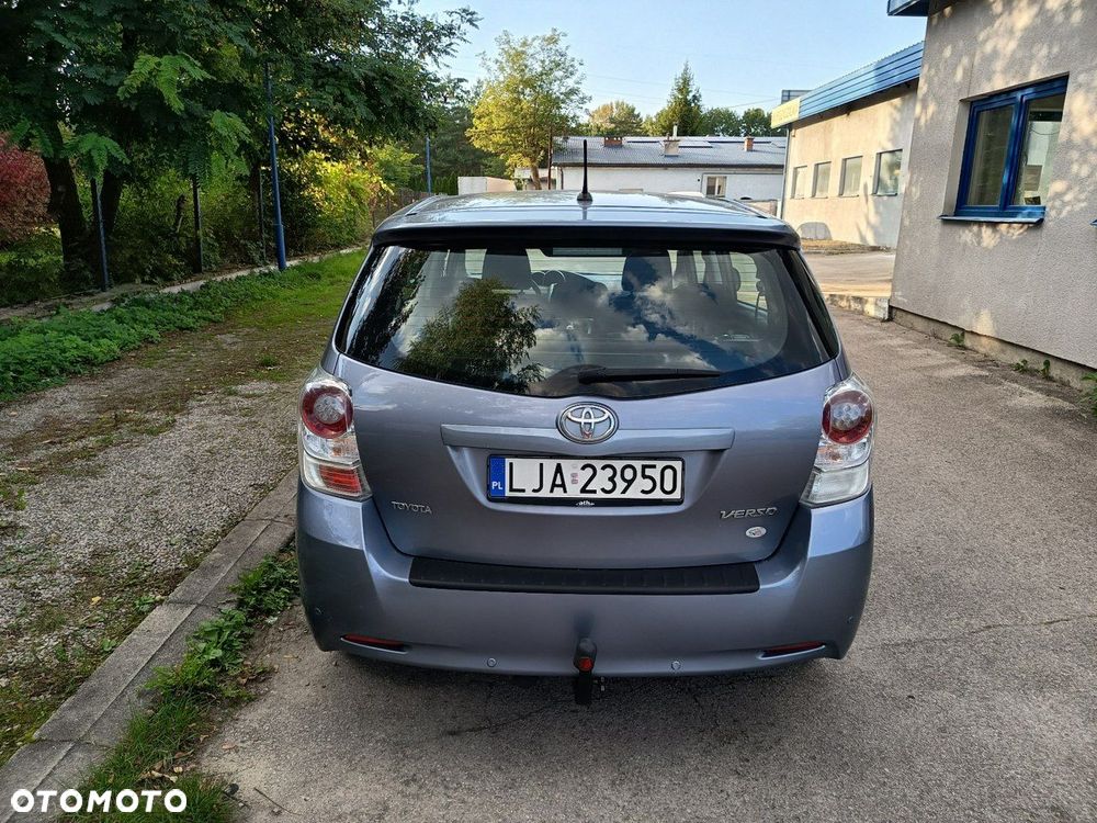 Toyota Verso - 11