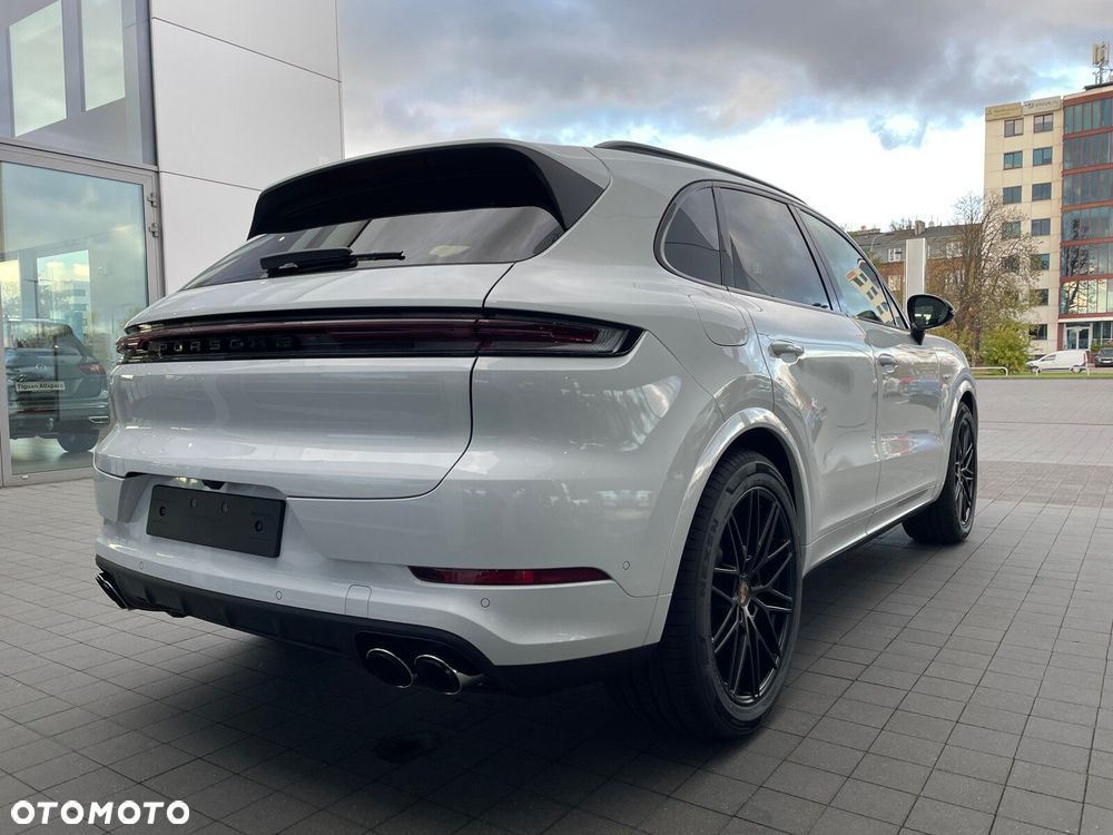 Porsche Cayenne - 7