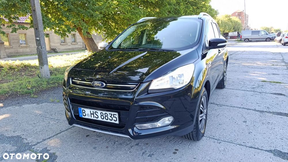 Ford Kuga - 1