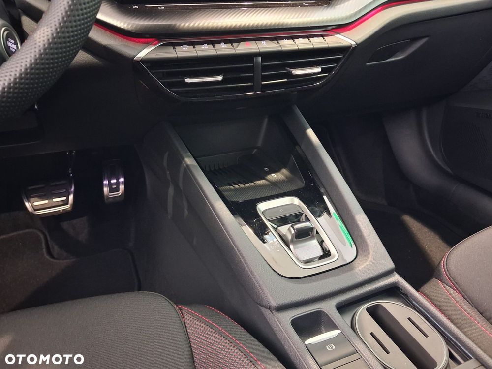 Skoda Octavia 2.0 TSI RS DSG - 23
