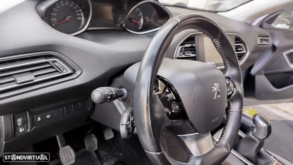 Peugeot 308 SW PureTech 110 Stop & Start Style - 9