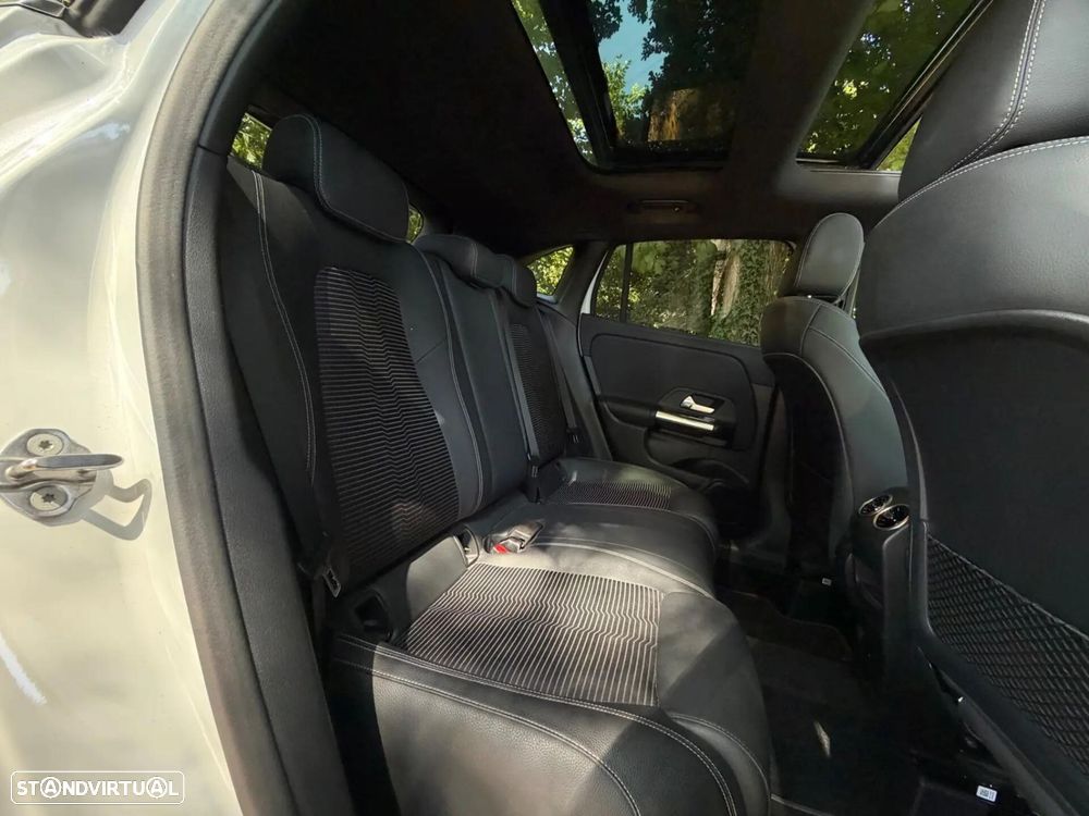Mercedes-Benz GLA 250 e 8G-DCT Special Edition - 58