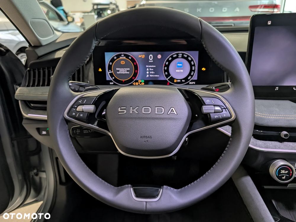 Skoda Superb 2.0 TDI SCR Selection DSG - 10