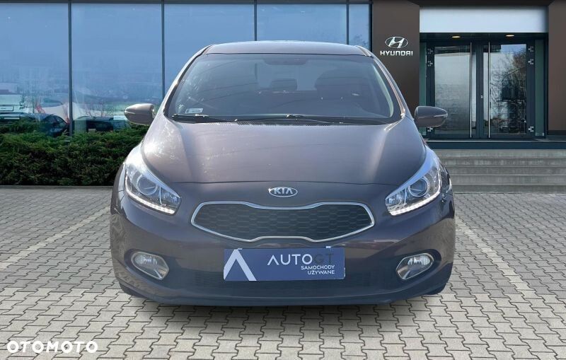 Kia Ceed 1.6 GDI L DCT - 16