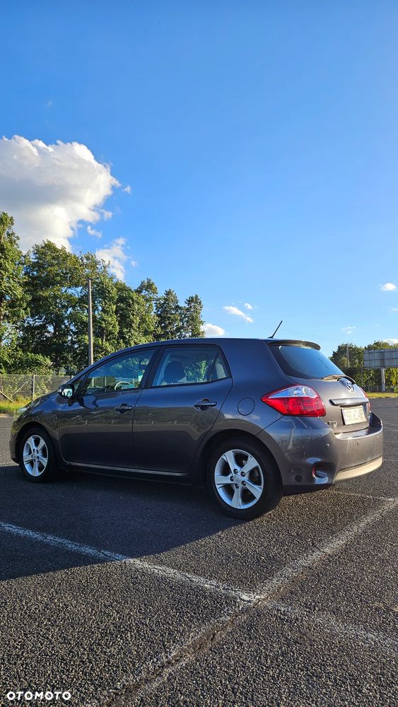 Toyota Auris 1.6 Premium - 7