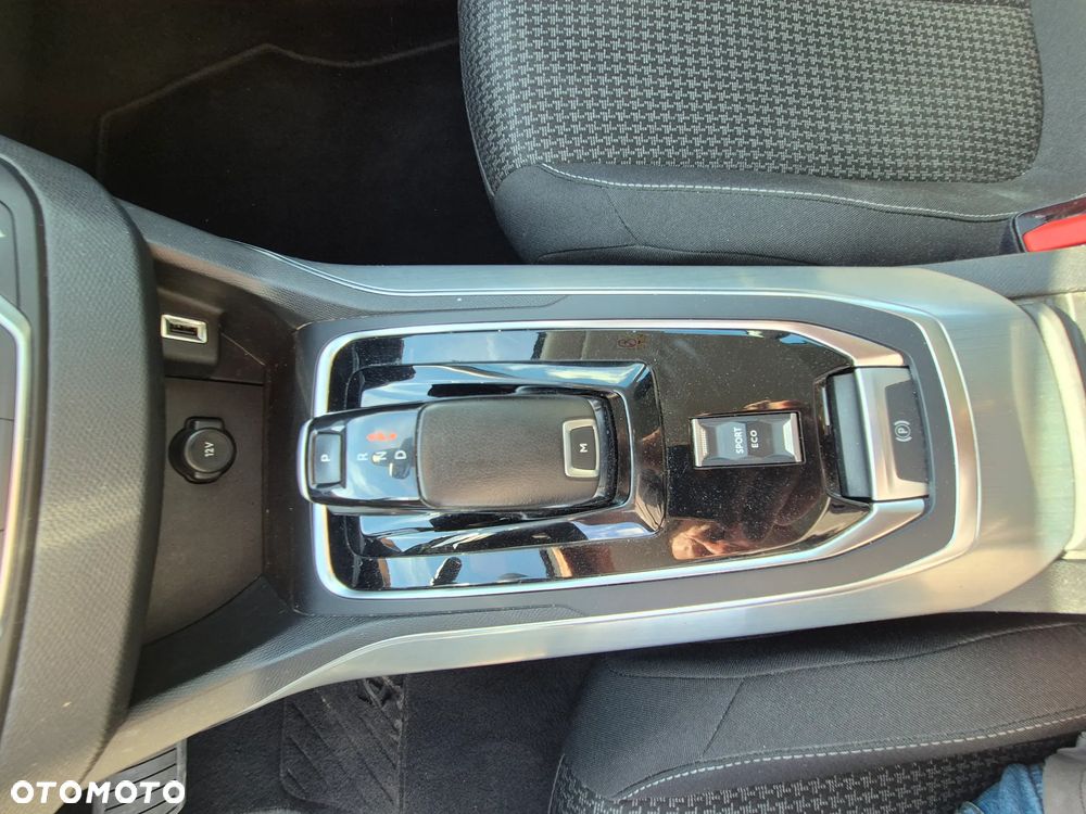 Peugeot 308 BlueHDi 130 EAT8 Allure Pack - 15