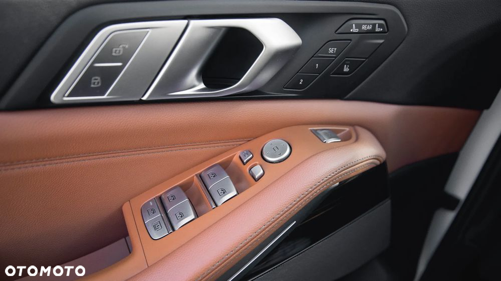 BMW X7 xDrive40i - 20