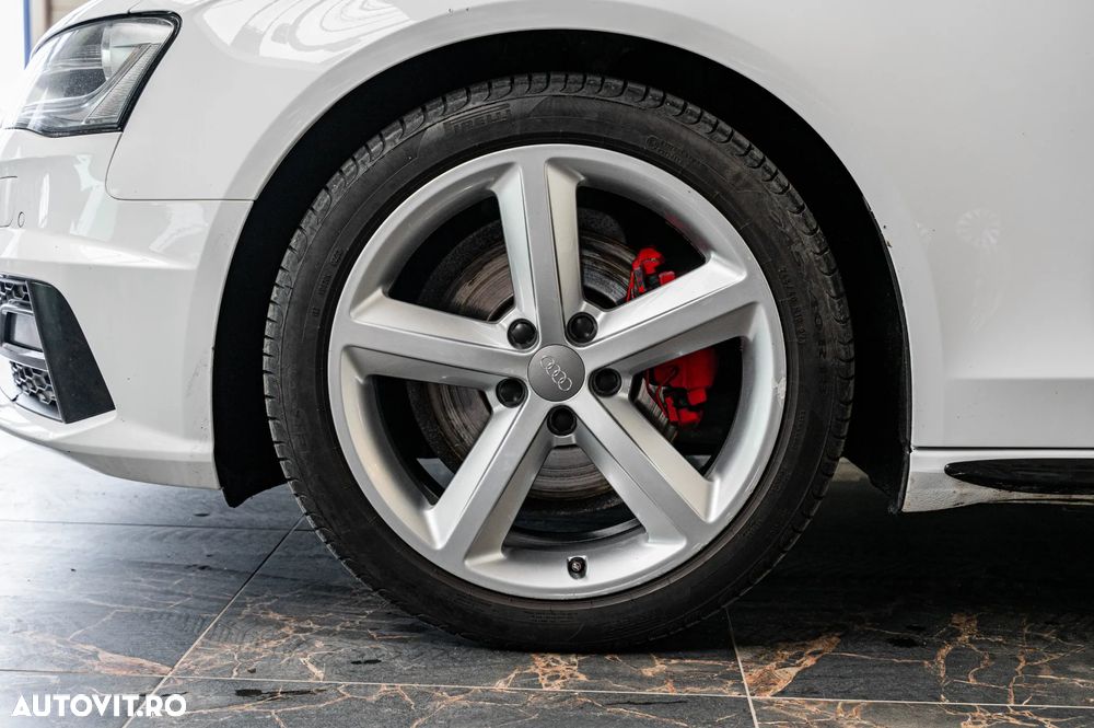 Audi A4 2.0 TDI DPF clean multitronic S line Sportpaket - 11
