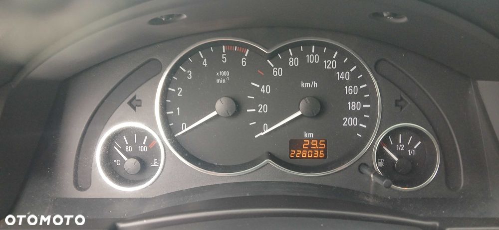 Opel Meriva - 8