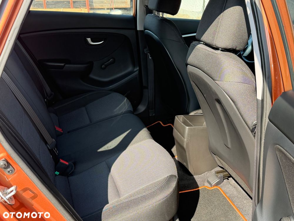 Hyundai i30 - 10