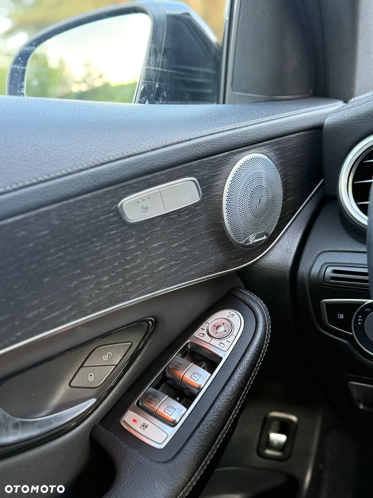 Mercedes-Benz GLC 200 4Matic 9G-TRONIC AMG Line - 23